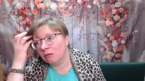 RadaChudna online show from April 15, 2026, 5:14 am