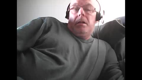 Snapshot of rader50 chatting on November 8, 2025, 8:03 am rader50 online show from November 8, 2025, 8:03 am