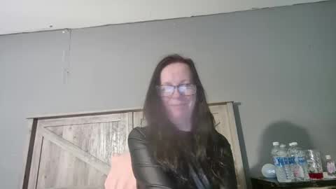 Radiant Peach Goddess online show from February 17, 2025, 4:48 pm