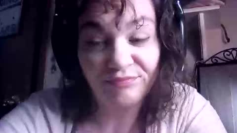 radiantstarr online show from May 11, 2026, 3:34 am