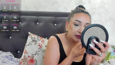 raelledarkstar online show from May 22, 2026, 7:48 am