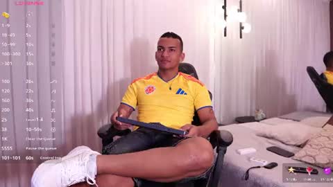 rafa_cruz online show from July 3, 2026, 1:06 pm