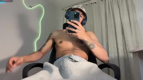 NEW IG  online show from April 15, 2026, 2:18 am