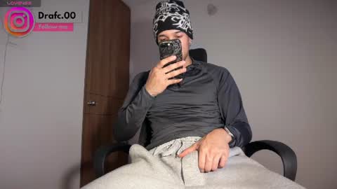 Snapshot of rafael_stone1 chatting on July 19, 2026, 12:58 am NEW IG online show from July 19, 2026, 12:58 am