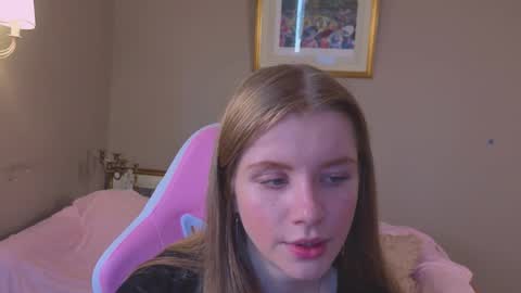 Snapshot of rafaelamitchen chatting on September 26, 2025, 7:01 am Amina online show from September 26, 2025, 7:01 am