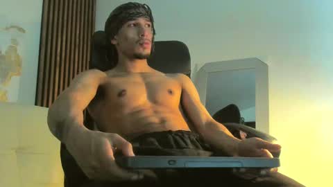 IG online show from March 4, 2025, 3:44 am