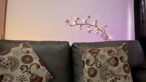 LAGERTHA online show from October 23, 2025, 1:21 pm