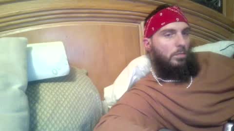 Snapshot of raidersman757 chatting on December 12, 2024, 12:05 am hitman online show from December 12, 2024, 12:05 am