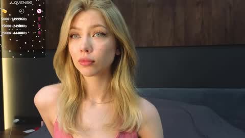 Lisa online show from February 14, 2025, 9:21 pm