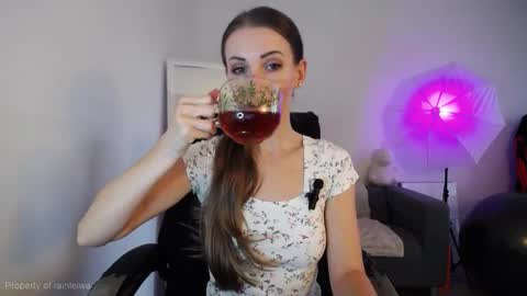 Snapshot of rainleiwa chatting on October 5, 2025, 3:32 pm Call me Lei online show from October 5, 2025, 3:32 pm