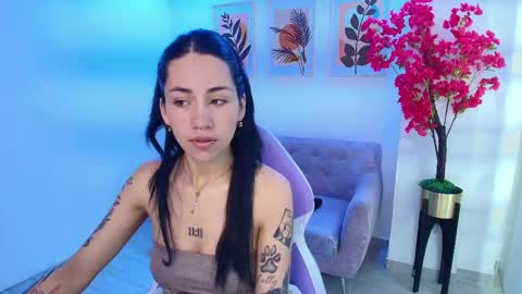 Rainy  online show from May 22, 2026, 12:00 pm