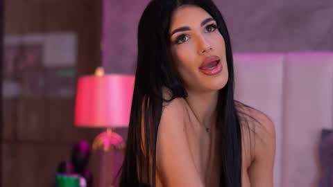 Raisa online show from November 22, 2025, 4:39 pm