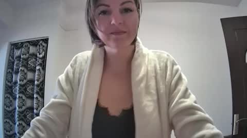 raissa_666 online show from January 12, 2026, 7:13 am