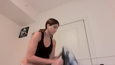 Snapshot of raiyvyn chatting on September 11, 2025, 3:50 am Ray Ray online show from September 11, 2025, 3:50 am