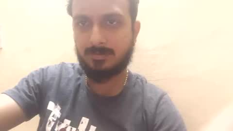 rajeshrnaughty online show from April 13, 2026, 7:52 pm