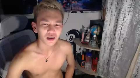 ralfhuge24 online show from April 6, 2026, 1:25 am