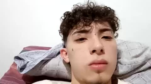 ramiroo2312 online show from September 21, 2025, 9:05 pm