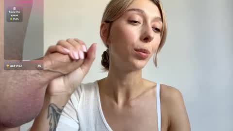 ramona_tom online show from April 12, 2026, 11:54 pm