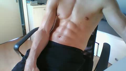 ramonjoosse2001 online show from April 14, 2026, 12:00 pm