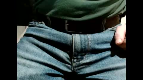 Snapshot of ramzin3 chatting on April 5, 2026, 5:21 pm ramzin3 online show from April 5, 2026, 5:21 pm