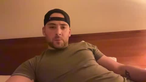 randomdude5950 online show from January 17, 2025, 3:12 am