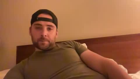 randomdude5950 online show from November 3, 2025, 1:19 am