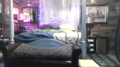 Snapshot of randybater8in chatting on February 19, 2026, 12:01 pm Randy8inbater online show from February 19, 2026, 12:01 pm