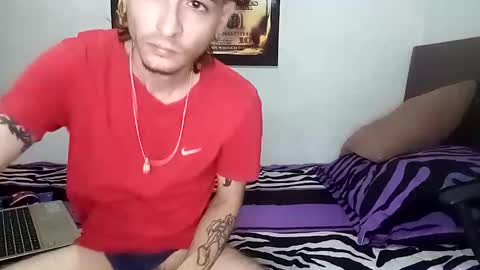 Snapshot of rangel_sex chatting on November 13, 2025, 2:43 am Rangel and Lola online show from November 13, 2025, 2:43 am