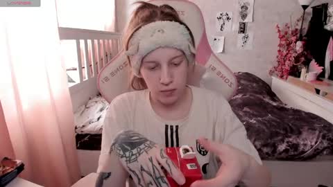 Rapunzel online show from March 22, 2026, 1:47 pm