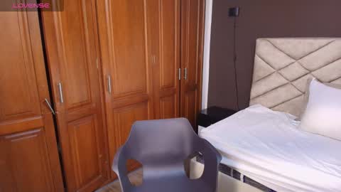 Raquel online show from January 10, 2026, 12:07 pm