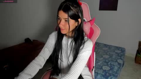 Raquell online show from March 7, 2025, 3:40 am