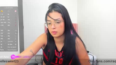 Snapshot of raquelle_sweet chatting on October 5, 2025, 7:01 pm Sasha online show from October 5, 2025, 7:01 pm