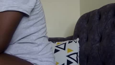 rara_molly online show from April 3, 2026, 6:22 am