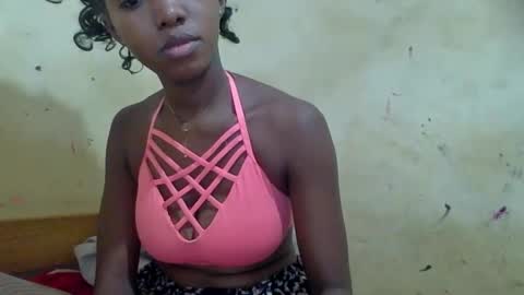 Snapshot of rasoanirinaa chatting on May 31, 2026, 6:31 am rasoanirinaa online show from May 31, 2026, 6:31 am
