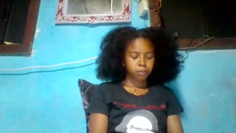 rasoelysca online show from December 22, 2025, 10:23 am