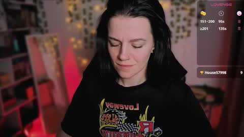 Snapshot of raspberry__girl chatting on October 7, 2025, 11:24 pm Rita My schedule for this week Thursday-Monday online show from October 7, 2025, 11:24 pm