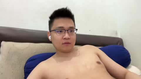 randomnaut online show from December 11, 2024, 7:14 pm