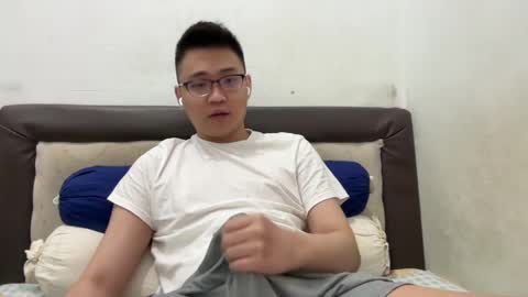 randomnaut online show from January 9, 2025, 9:58 pm