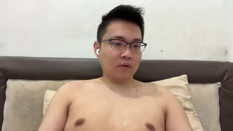 randomnaut online show from January 26, 2025, 6:27 pm