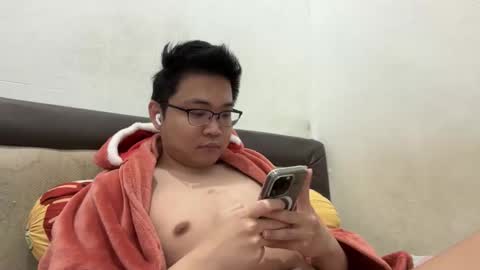 randomnaut online show from November 18, 2025, 7:18 pm