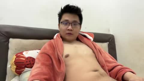 randomnaut online show from January 18, 2026, 7:17 pm