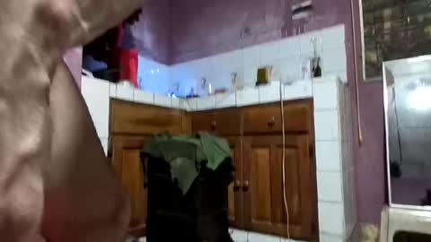 rauju04 online show from November 10, 2025, 9:47 pm