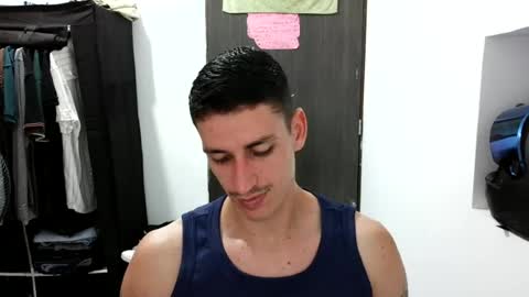 Snapshot of raul240335 chatting on June 13, 2026, 1:36 am Raul online show from June 13, 2026, 1:36 am