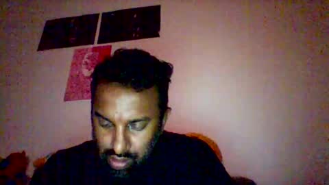 raul2k2 online show from April 12, 2026, 5:18 pm