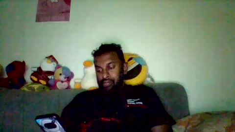 raul2k2 online show from May 16, 2026, 9:13 pm