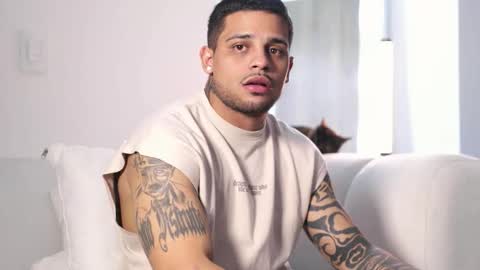 rausch77 online show from November 12, 2025, 8:04 am