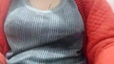 rava_sexy online show from December 23, 2025, 1:47 am