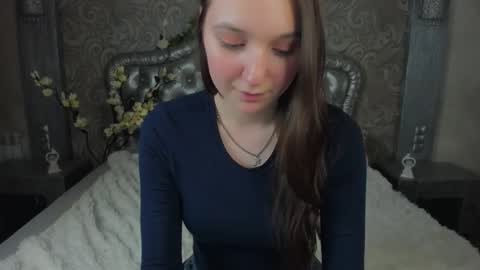 Snapshot of raven_crowe chatting on February 25, 2026, 1:32 pm Raven online show from February 25, 2026, 1:32 pm