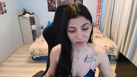 Snapshot of raven_haired_goddess chatting on February 23, 2026, 8:22 am raven_haired_goddess online show from February 23, 2026, 8:22 am