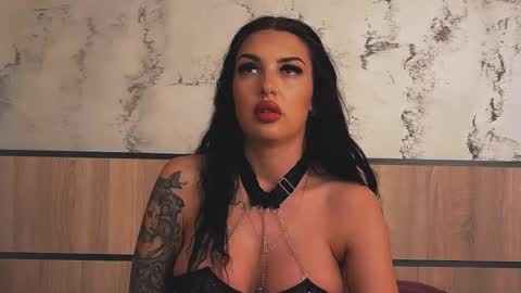 raven_inkk online show from March 30, 2026, 9:43 am